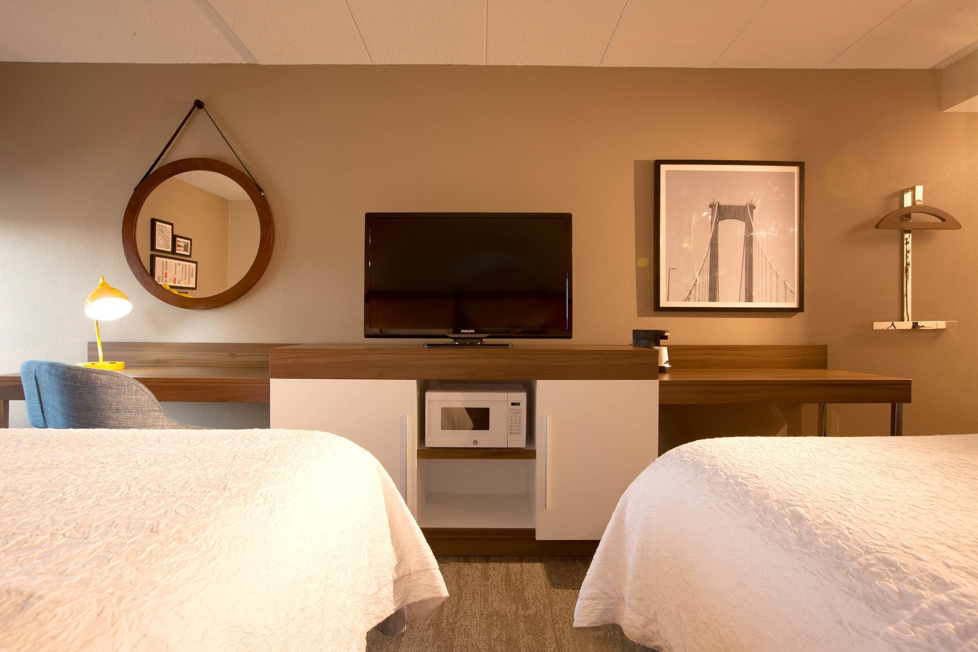 Hampton Inn Pennsville Bagian luar foto