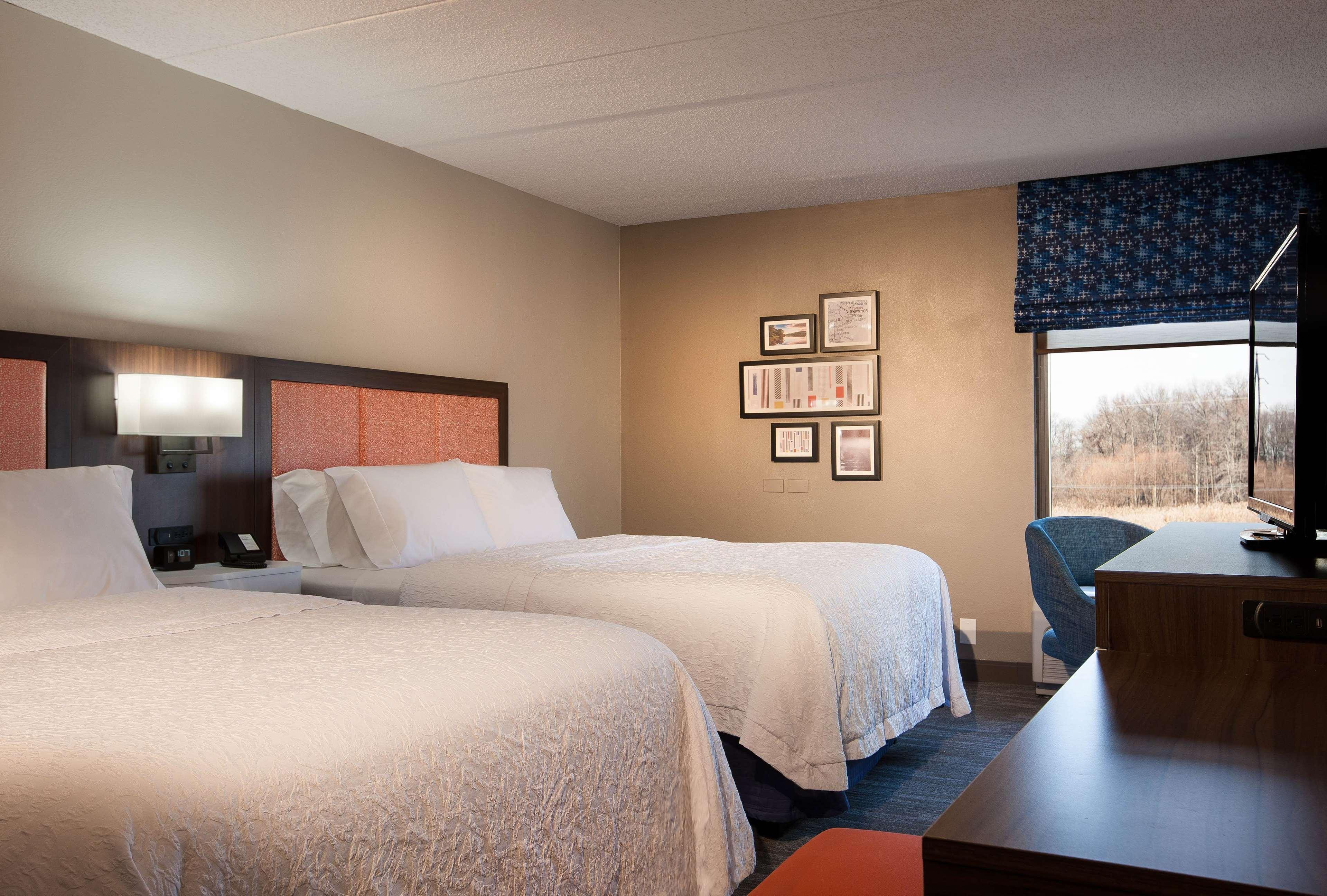 Hampton Inn Pennsville Bagian luar foto