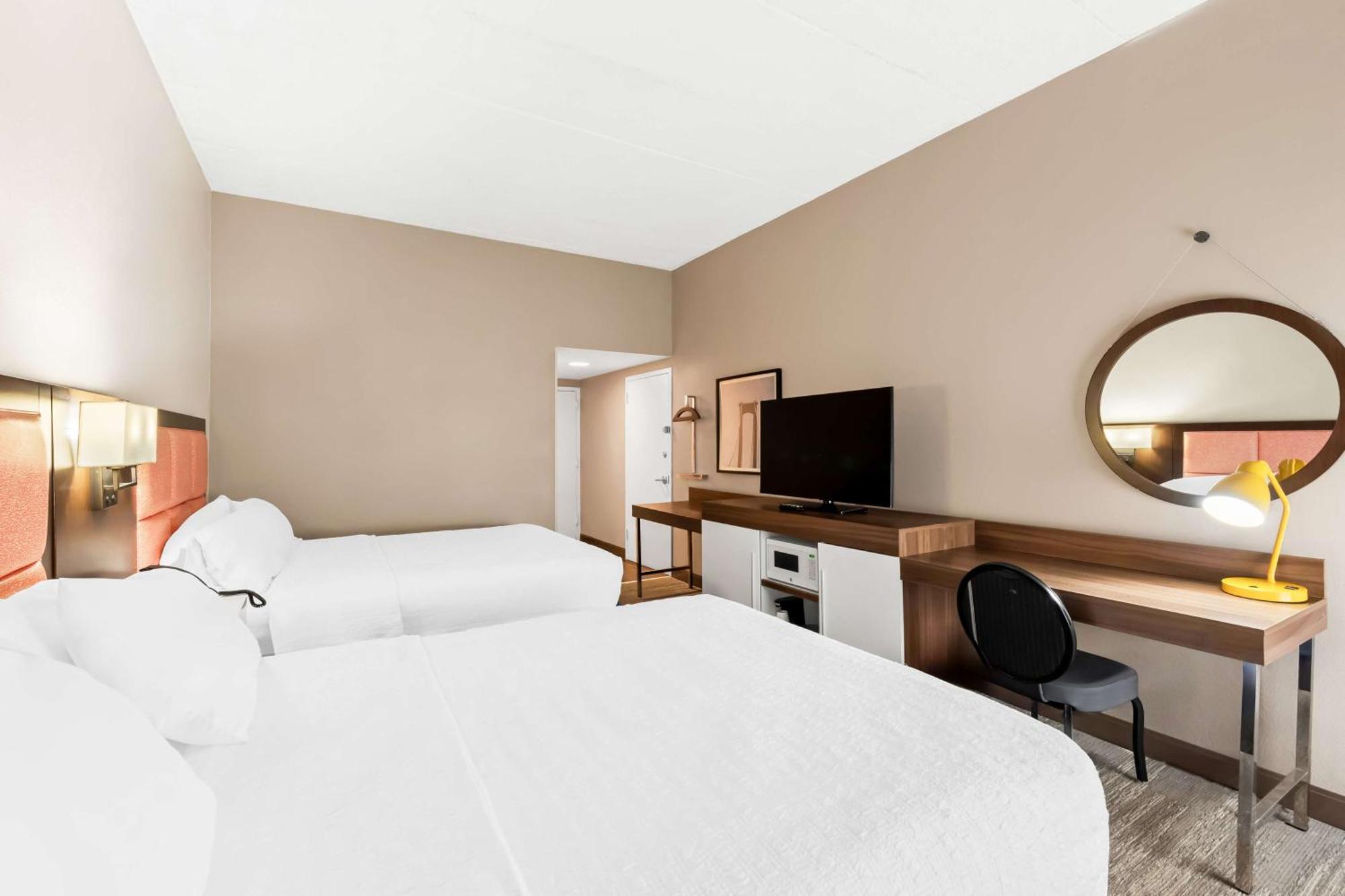 Hampton Inn Pennsville Bagian luar foto