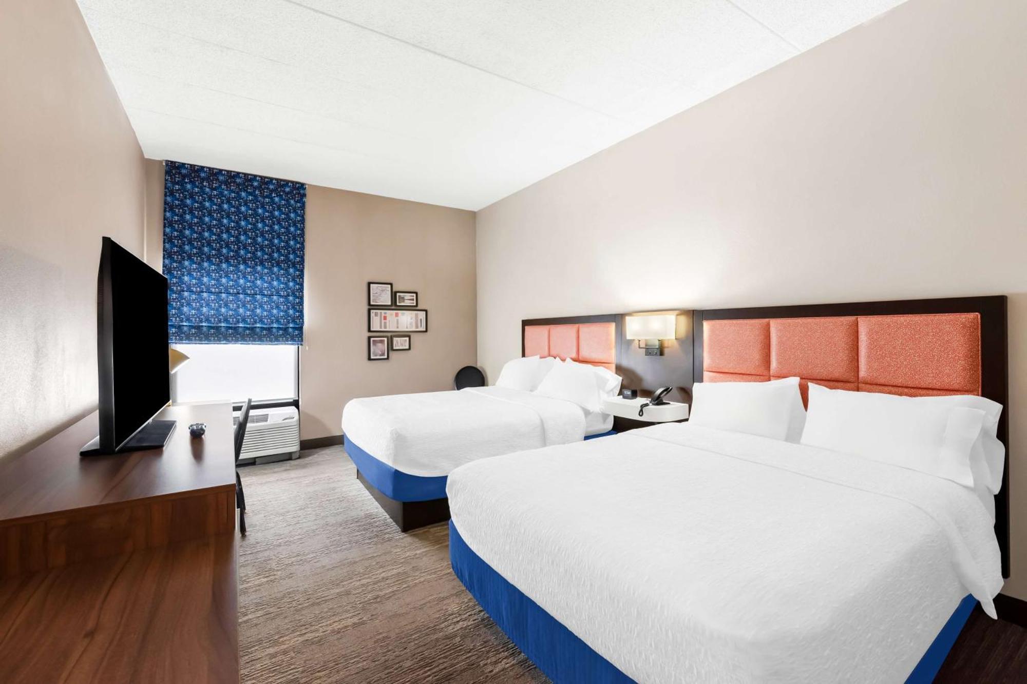 Hampton Inn Pennsville Bagian luar foto