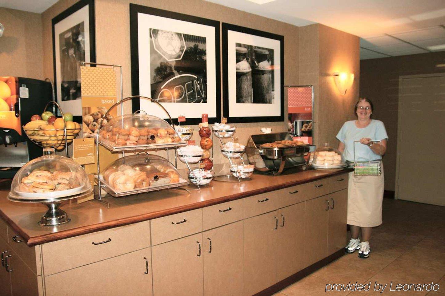 Hampton Inn Pennsville Restoran foto